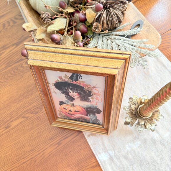 Vintage Gold Frame with Pretty Witch - Picture 6 of 8